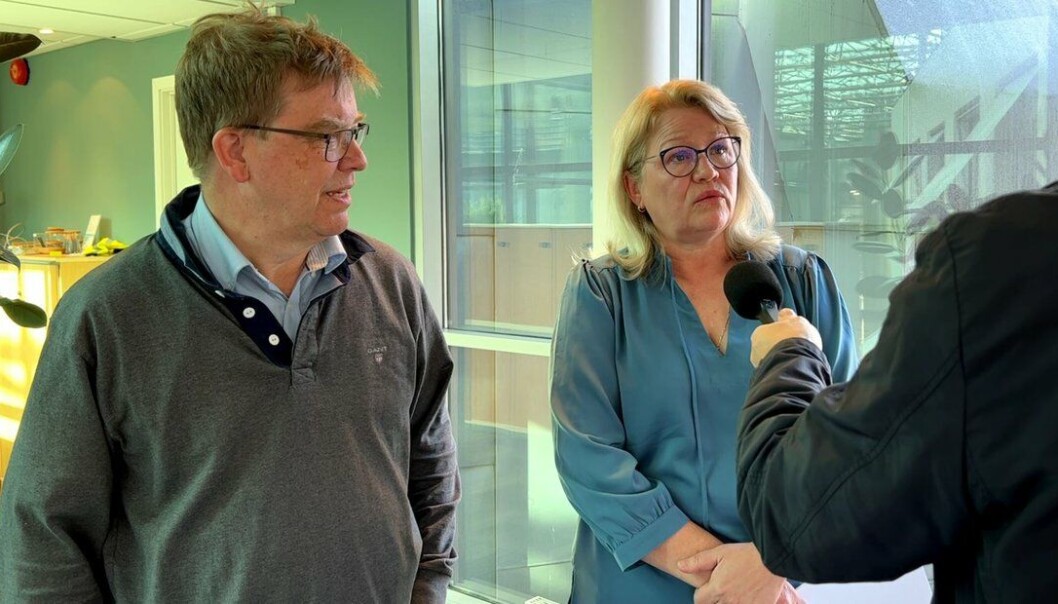Beslutningsforum sa på mandagens møte ja til hjertemedisinen Vyndaqel (tafamidis), sier Inger Cathrine Bryne, leder av Beslutningsforum og administrerende direktør i Helse Vest. Til venstre fagdirektør Baard-Christian Schem. Beslutningsforum sa på mandagens møte ja til hjertemedisinen Vyndaqel (tafamidis), sier Inger Cathrine Bryne, leder av Beslutningsforum og administrerende direktør i Helse Vest. Til venstre fagdirektør Baard-Christian Schem.