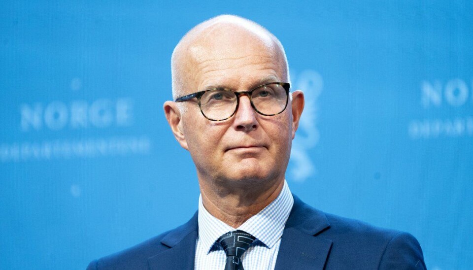 Helsedirektør Bjørn Guldvog etterlyser forsterkede tiltak for å få flere til å begynne som fastleger.