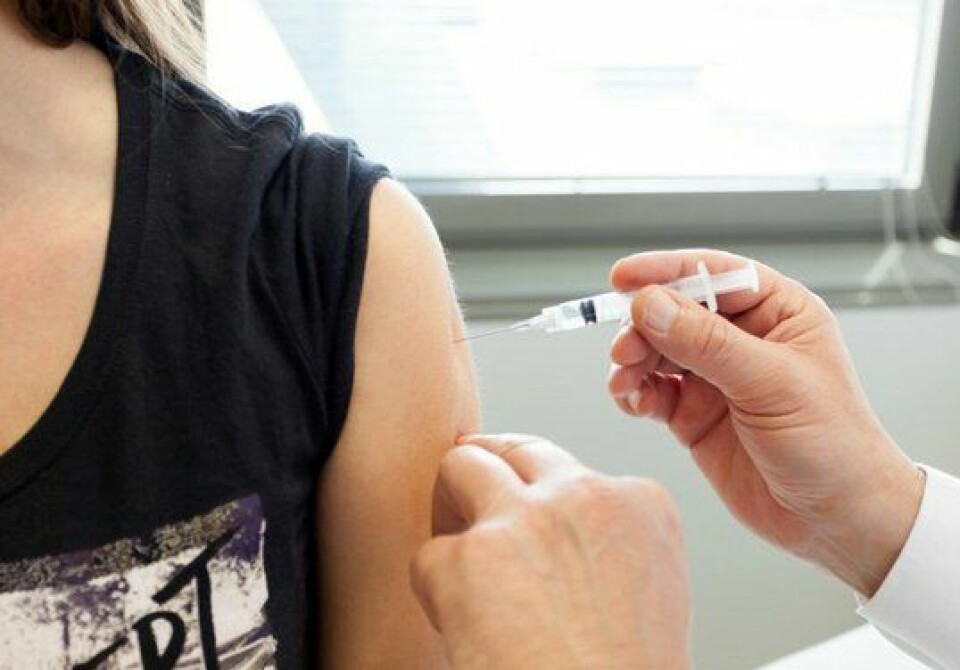 Livmorhalskreft kan være nesten utryddet i Norge innen 18 år takket være effektiv vaksine og verdens høyeste vaksinasjonsdekning, viser en ny studie.