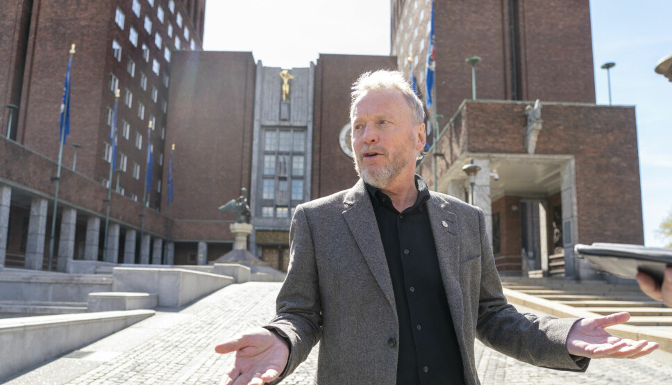 Oslo-ordfører og byrådsleder Raymond Johansen er svært kritisk til statens sykehusplaner for hovedstaden. Nå har han sammen med byutviklingsbyråd Hanne E. Marcussen sendt en krass uttalelse til regjeringen.