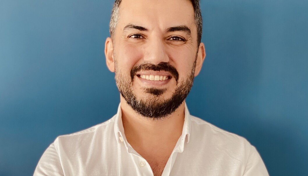 Ahmet Giray Olmez overtar som leder for legemiddelselskapet Pfizer i Norge. Han har flere års ledererfaring på europeisk nivå i Pfizer og kommer fra rollen som leder i Pfizers avdeling for sykehusmedisiner i Europa. Ahmet Giray Olmez overtar som leder for legemiddelselskapet Pfizer i Norge. Han har flere års ledererfaring på europeisk nivå i Pfizer og kommer fra rollen som leder i Pfizers avdeling for sykehusmedisiner i Europa.