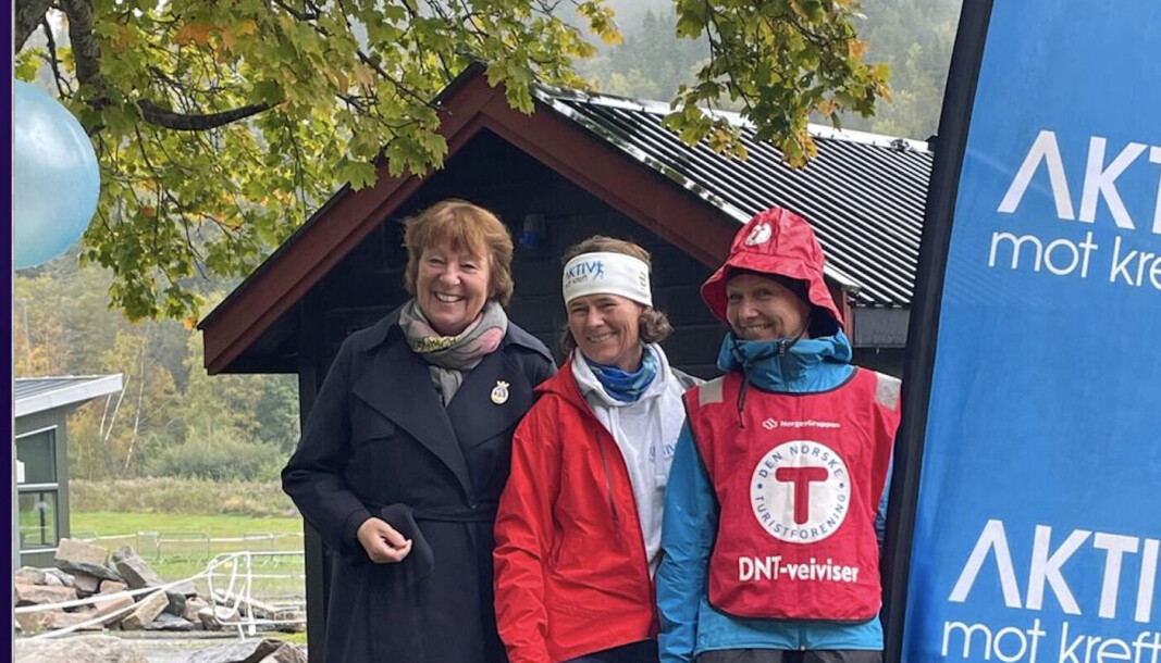 Oslo-ordfører Marianne Borgen sammen med Helle Aanesen, daglig leder i Aktiv mot Kreft og Hanne Tretterud Lund, teamleder for nærfriluftsliv i DNT Oslo og Omegn, markerte at Aktiv mot kreft er 15 år. Turen gikk fra Skullerudstua i Østmarka Oslo-ordfører Marianne Borgen sammen med Helle Aanesen, daglig leder i Aktiv mot Kreft og Hanne Tretterud Lund, teamleder for nærfriluftsliv i DNT Oslo og Omegn, markerte at Aktiv mot kreft er 15 år. Turen gikk fra Skullerudstua i Østmarka