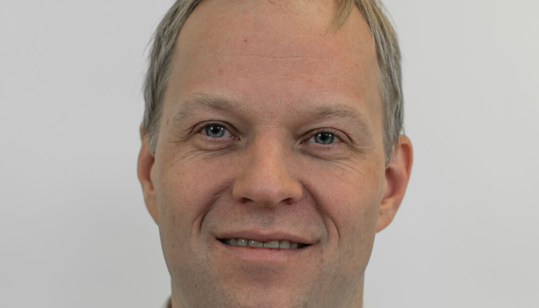 Må gå: 20 ansatte i Boehringer Ingelheim må forlate selskapet. Også Arnt-Ove Hovden som i dag er General Manager og Medical Director i Boehringer Ingelheim Norway må finne seg ny jobb. Må gå: 20 ansatte i Boehringer Ingelheim må forlate selskapet. Også Arnt-Ove Hovden som i dag er General Manager og Medical Director i Boehringer Ingelheim Norway må finne seg ny jobb.