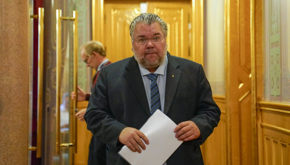 Morten Wold (Frp) har sendt brev til helse- og omsorgsminister Ingvild Kjerkol (Ap) og bedt henne om å redegjøre for situasjonen på St. Olavs hospital.