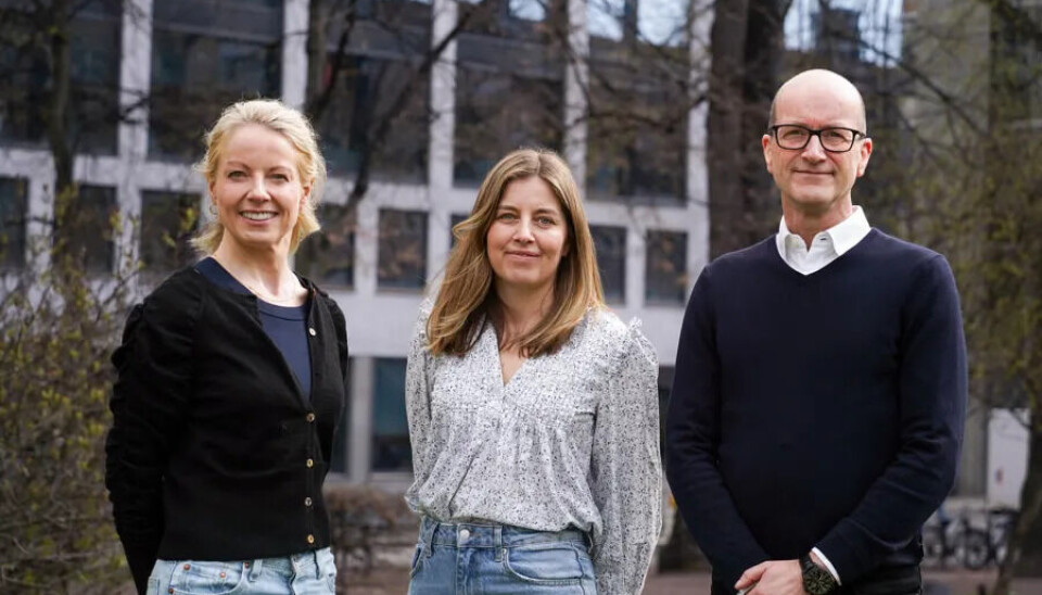 Sykehusinnkjøp har fra 2024 overtatt arbeidet med anskaffelser av vaksiner for helsevesenet. Fra venstre fagrådgiver Tonje Marie Lukkassen, jurist Kristin Johnson og prosjektleder Lars Hjellup leder arbeidet.