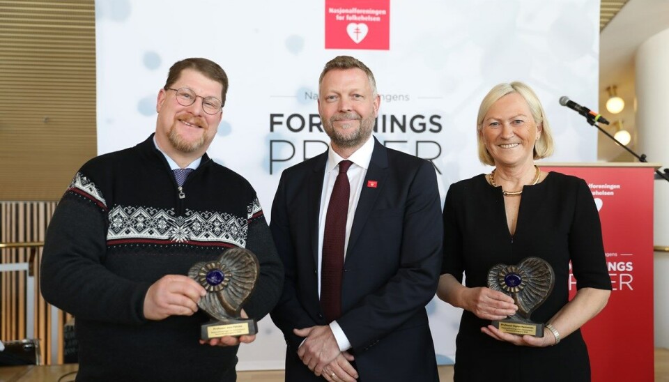 PRISVINNERE: Nasjonalforeningens forskningsprisvinnere 2025, professor Jens Pahnke, demensforskningsprisvinner, generalsekretær Bo Gleditsch, professor Sigrun Halvorsen, hjerteforskningsprisvinner.