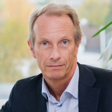 Tidligere Pfizer-topp blir partner i First House