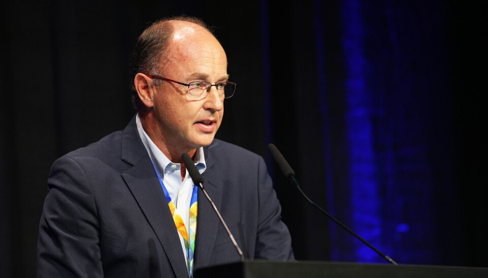 PRESENTERTE DATAENE: Professor Marc-Oliver Grimm ved Universitetssykehuset i Jena. Her avbildet under sin presentasjon av ARASAFE-studien på ESMO 2025 i Berlin.
